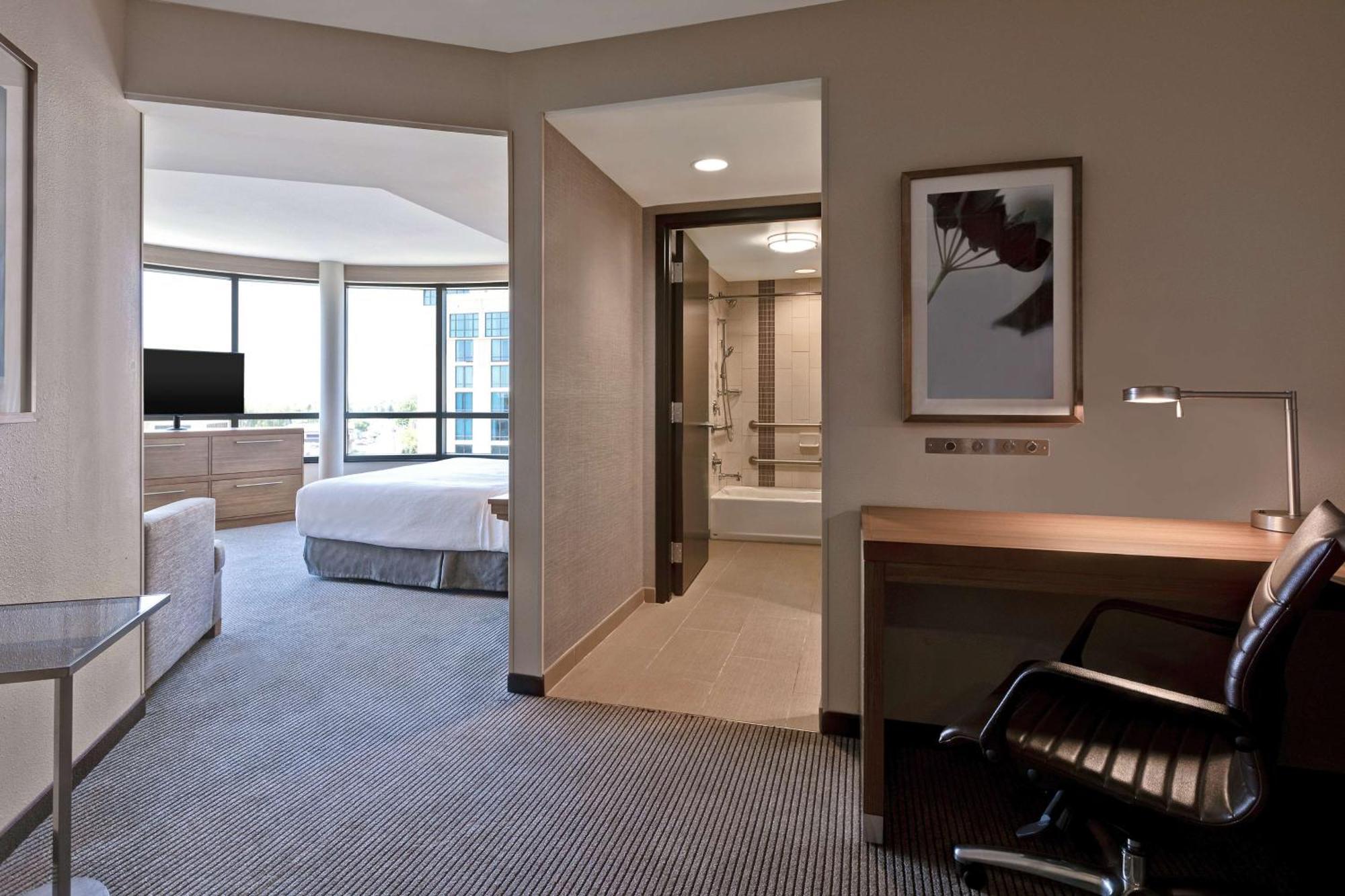 ไฮแอท เพลซ บลูมิงตัน - นอร์มอล Hotel บลูมมิงตัน ภายนอก รูปภาพ